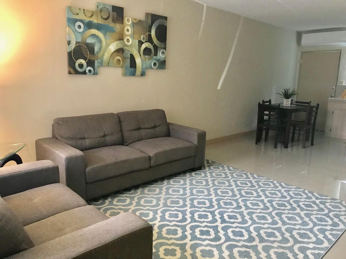 1 Bedroom / 1 Bath . Private Apt. Free Wifi, Interent & Parking Sinajana Zewnętrze zdjęcie