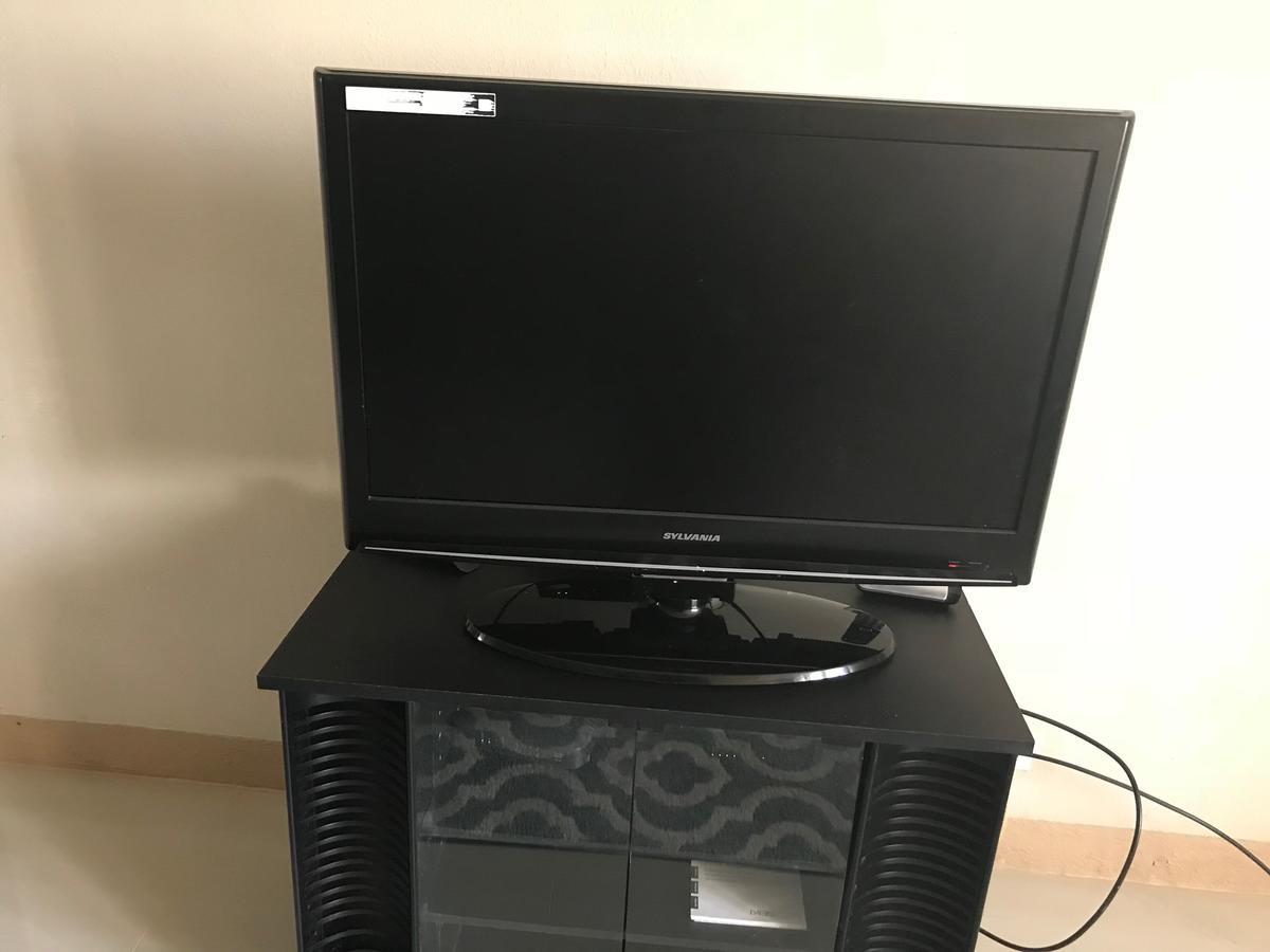 1 Bedroom / 1 Bath . Private Apt. Free Wifi, Interent & Parking Sinajana Zewnętrze zdjęcie