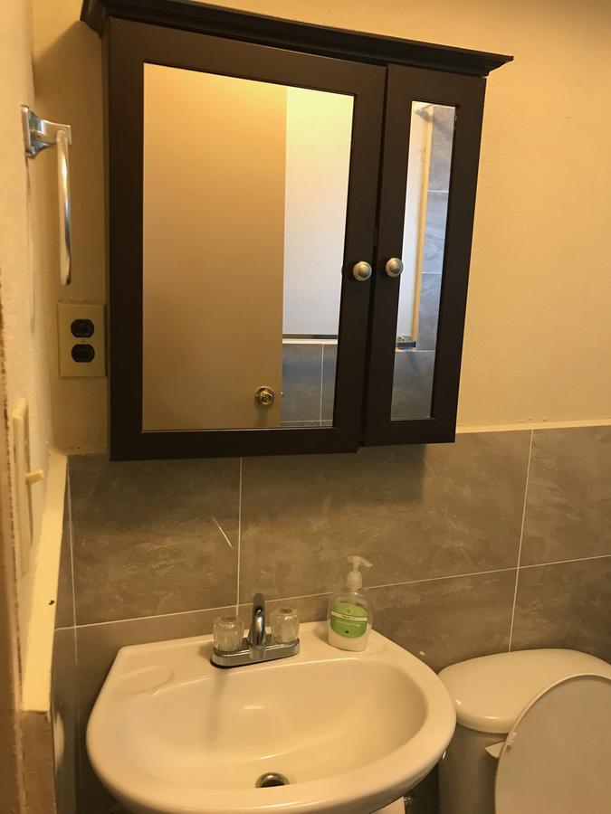 1 Bedroom / 1 Bath . Private Apt. Free Wifi, Interent & Parking Sinajana Zewnętrze zdjęcie
