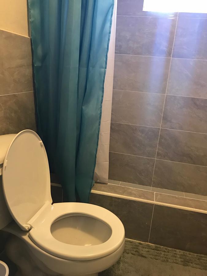 1 Bedroom / 1 Bath . Private Apt. Free Wifi, Interent & Parking Sinajana Zewnętrze zdjęcie
